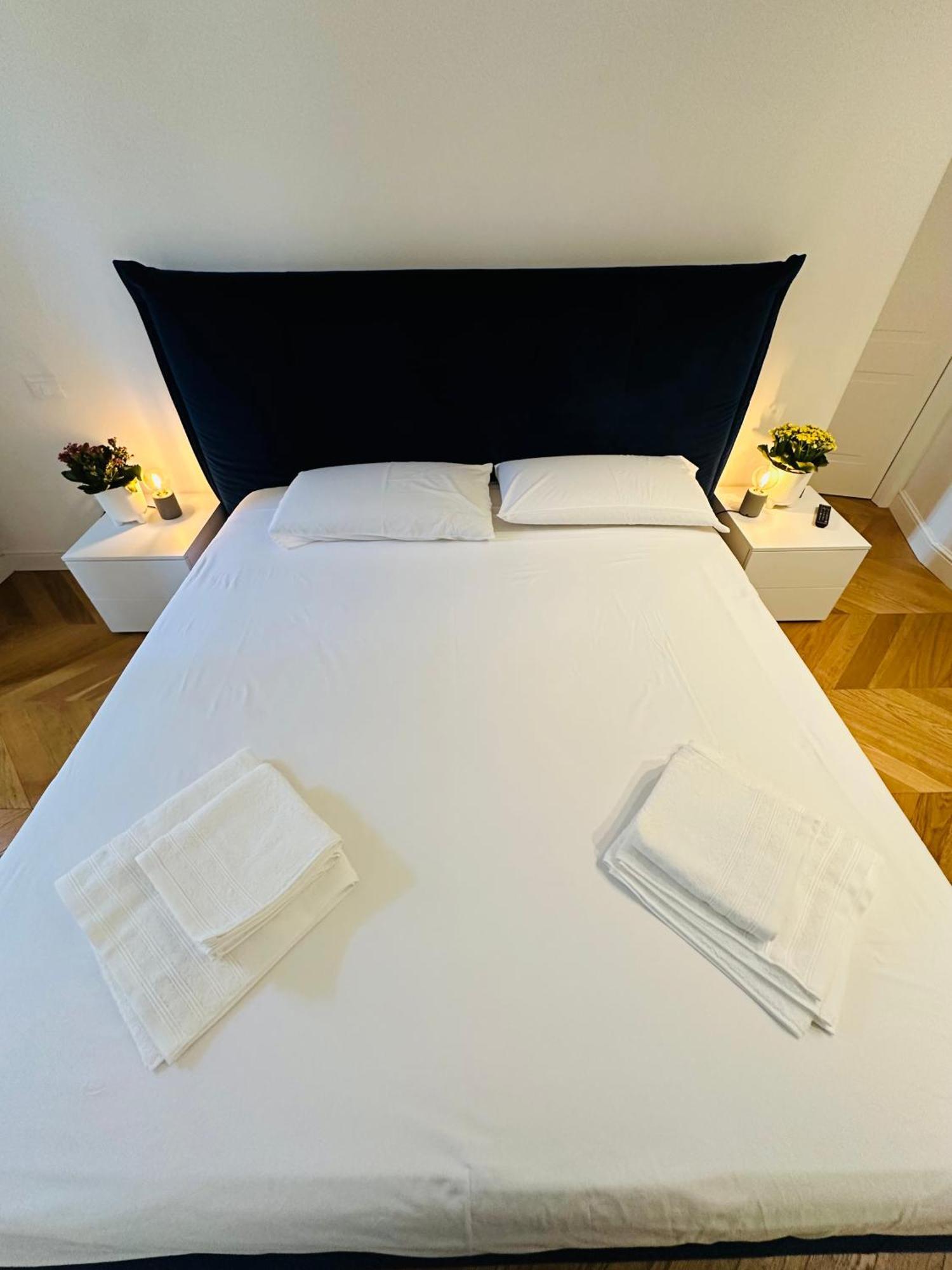 Home Suite Home 都灵 外观 照片