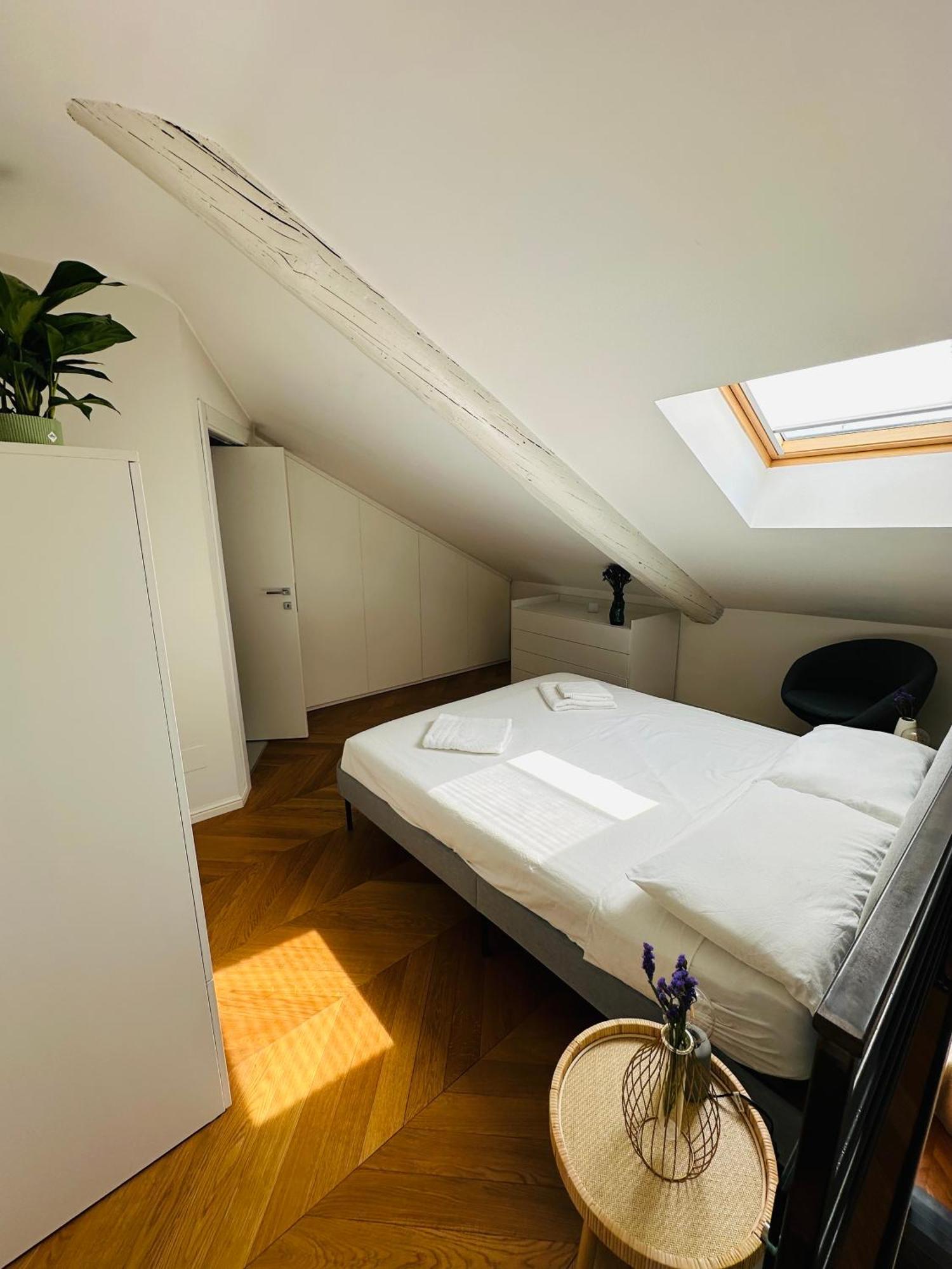 Home Suite Home 都灵 外观 照片
