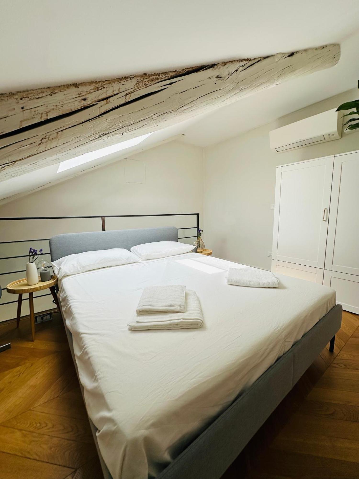 Home Suite Home 都灵 外观 照片